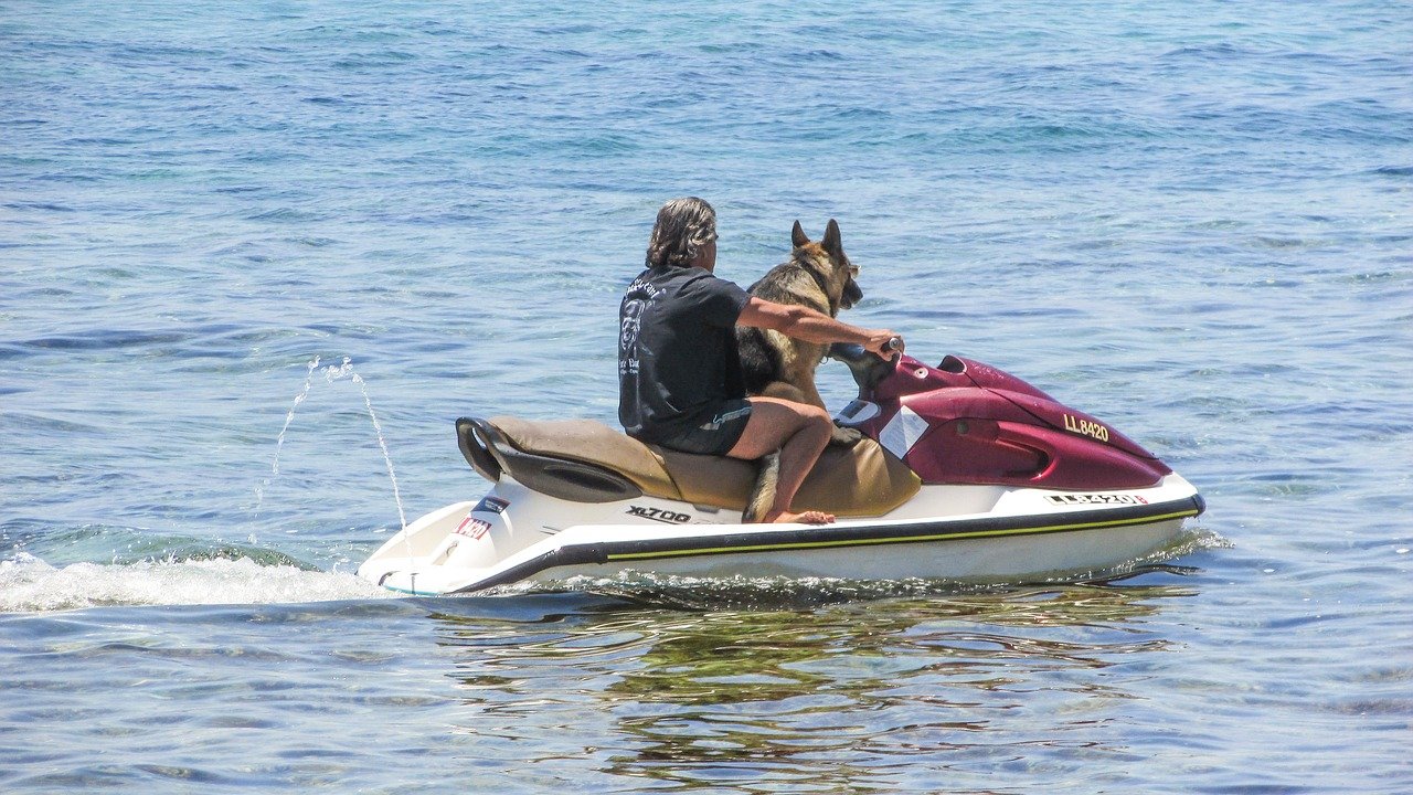 Jet ski : connaitre les règles avant de voguer sur les eaux